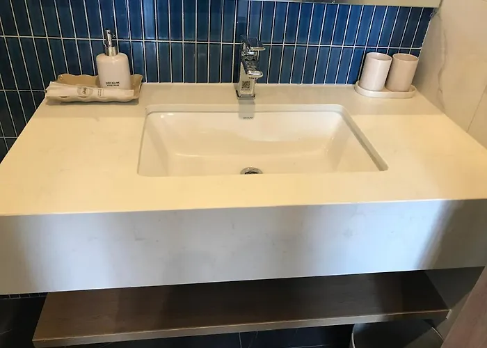Ho Nghi Duong 2 Ngu Icon40 View Bien Apartment *